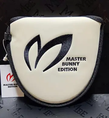 새상품 MASTER BUNNY EDITION 퍼터 커버 말렛형 화이트