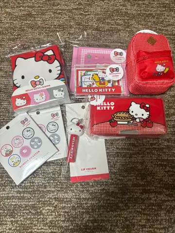 HELLO KITTY 3COINS 콜라보 굿즈 세트