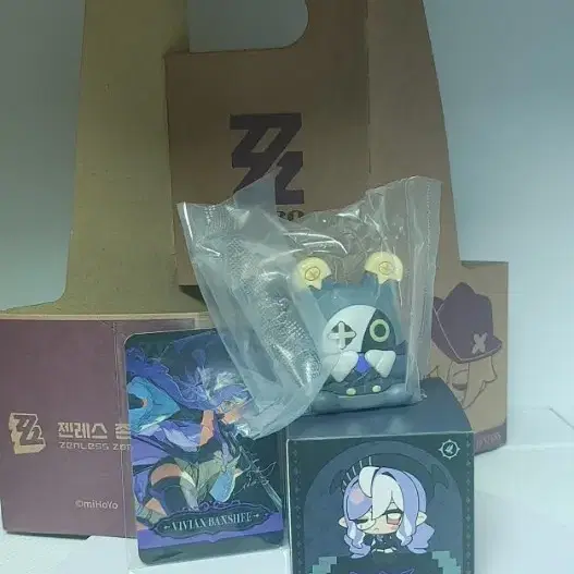 젠존제 더벤티 콜라보 방부 로빈 피규어