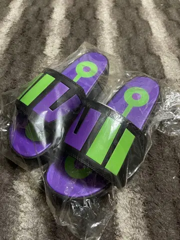 계속 한밤중이면 좋을 텐데. 니라 프라이빗 샌들 L
