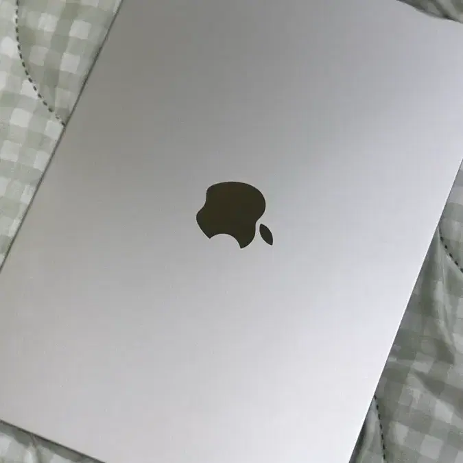맥북 에어 13 MacBook Air 13 M4 CPU 10코어 GPU 10코어 24GB 512GB 실버