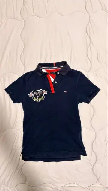 TOMMY HILFIGER 피케 셔츠 네이비 와펜