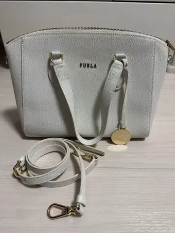 FURLA 미네르바 백