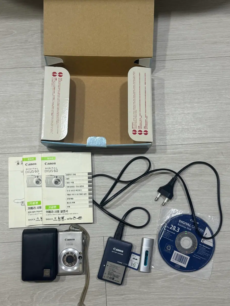 캐논 디지털 IXUS 60 카메라 구성품 풀박스