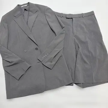 [ UNIQLO:C ] 감동 더블 자켓 + 감동 하프 팬츠 셋업