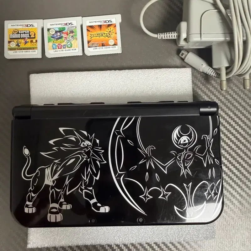(뉴큰다수, 교환 O)New 닌텐도 3DS XL 썬문에디션 급처