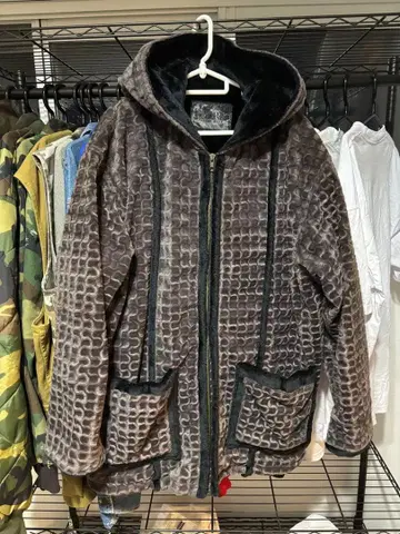 벨로아 인조 모피 자켓 부호