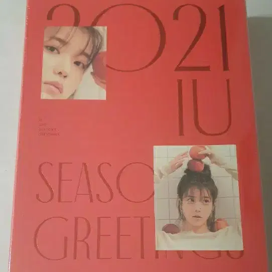 (미개봉) 아이유 2021 시그니얼 시즌 그리팅