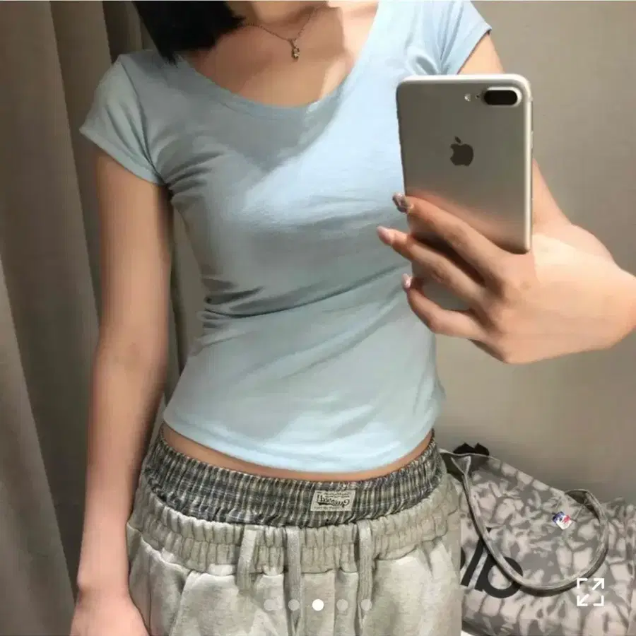 민트 유넥 반팔