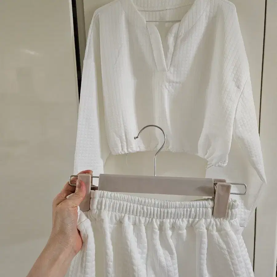 화이트 퀄팅 루즈핏 셋업