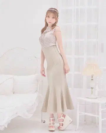 미셸 마카롱 어른의 슬림 레그 스커트 베이지 M