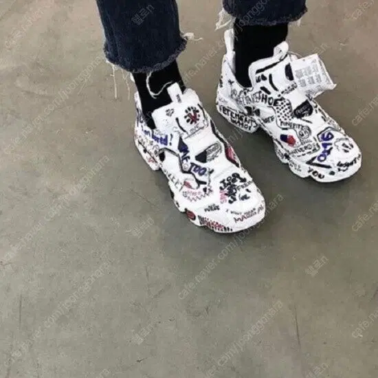 VETEMENTS 베트멍 지드래곤 낙서 퓨리 스니커즈 240