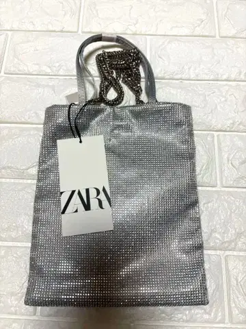 ZARA 큐빅 숄더백 실버