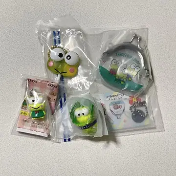 산리오 케로케로케로피 메지루시 액세서리 포함 4점 세트