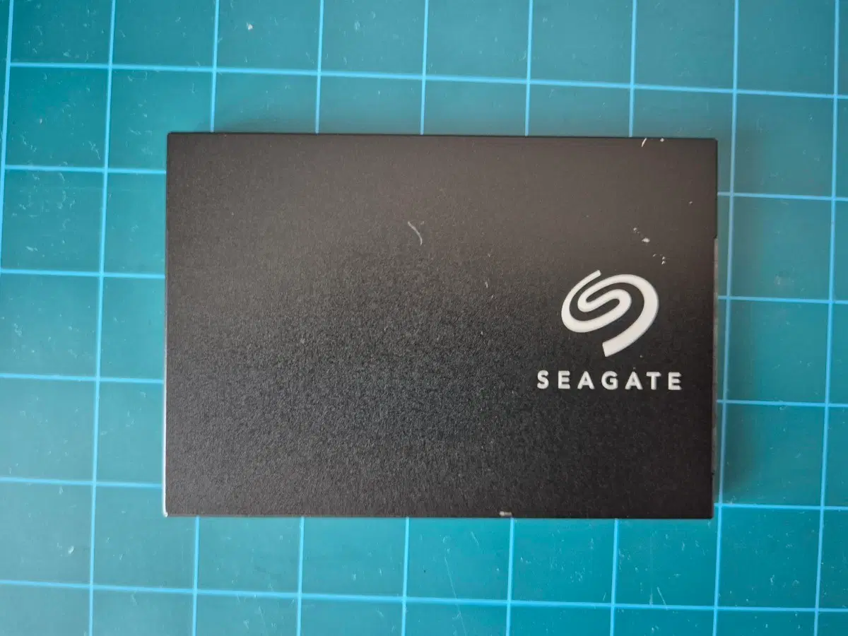 시게이트 BARRACUDA SSD 500G 팝니다(윈도우 유틸설치)