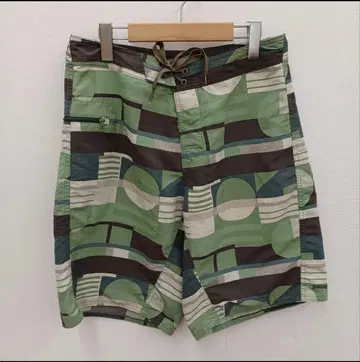 Patagonia 파타고니아 올 패턴 배기 숏팬츠 30