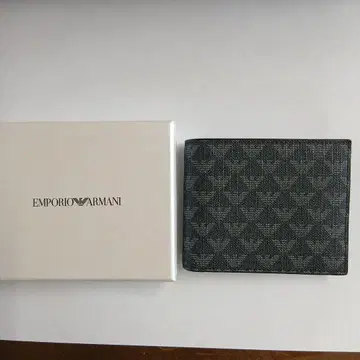 EMPORIO ARMANI 이단 접이식 지갑 올 로고 무늬