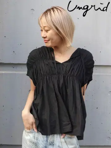 Ungrid 린넨 혼방 개더 슬리브리스 블라우스 112630463301