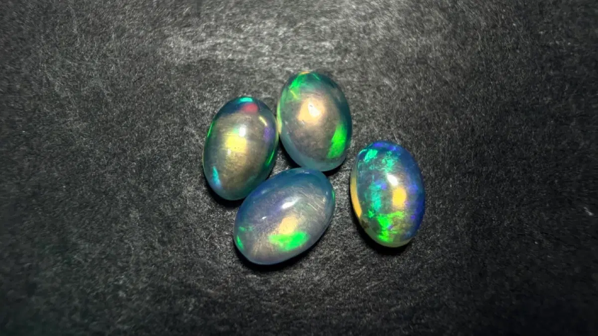 No.5957 천연 에디오피아 오팔 미니캐보션4개 1.45ct