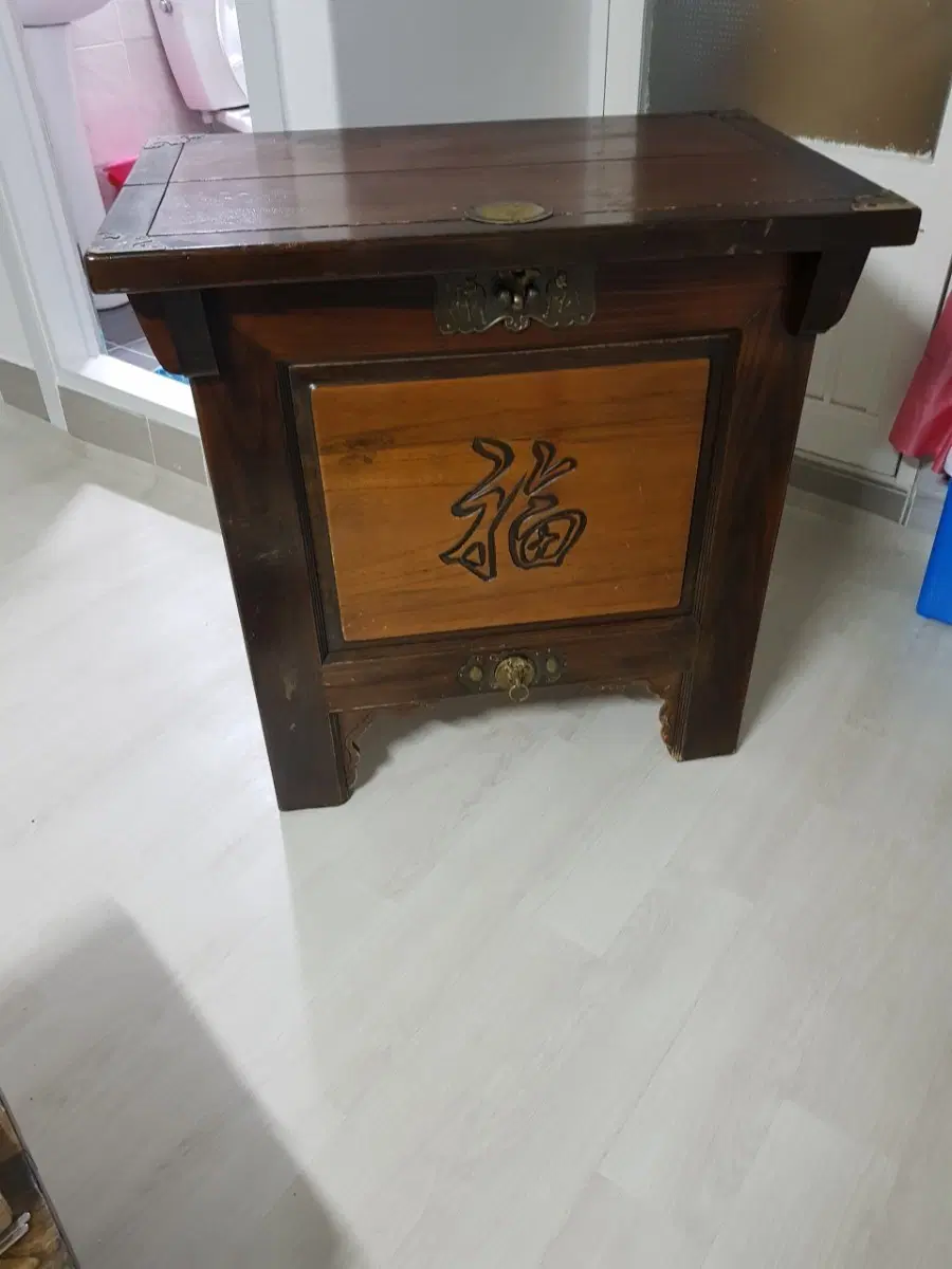 골동복자문오동나무뒤주