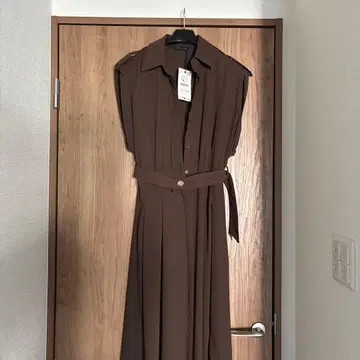 ZARA 슬리브리스 셔츠 원피스 브라운 새상품