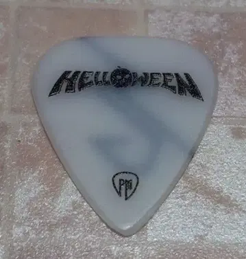 Helloween 본인 사용 기타 피크 내한 공연 2026
