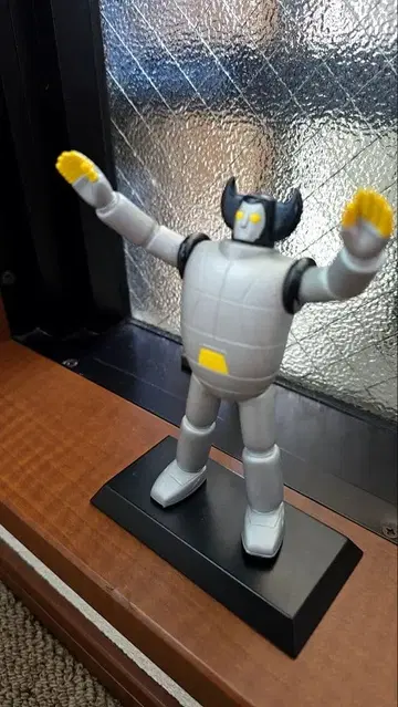 바벨 2세 피규어