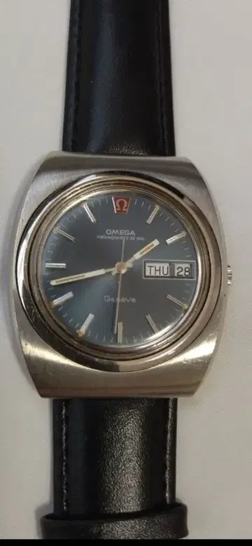 OMEGA Geneve Megaquartz 32 KHz 손목시계