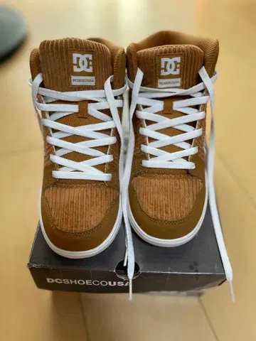 DC SHOES 하이컷 스니커즈 코듀로이 브라운