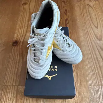 MIZUNO MORELIA 축구 스파이크 화이트 골드 24cm