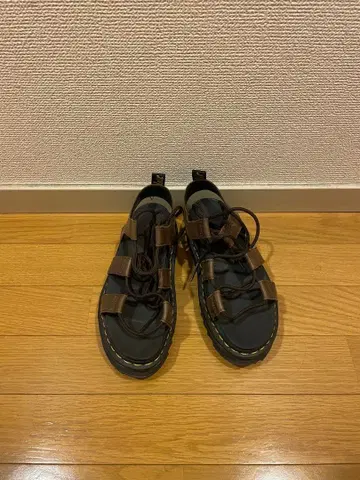 닥터마틴 NARTILLA 샌들 브라운 UK4
