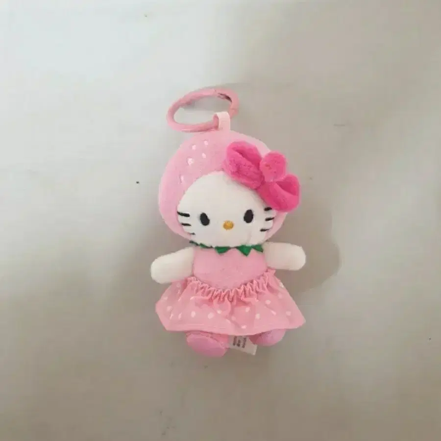 새것 헬로키티 키링 키티키링 딸기키티