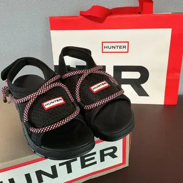 HUNTER 헌터 샌들 블랙