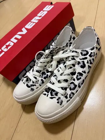 CONVERSE ALL STAR 레오파드 무늬 스니커즈