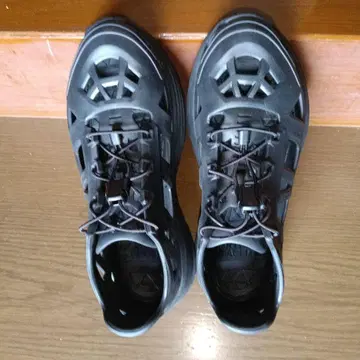[새상품급] THE NORTH FACE 리액티브 스니커즈