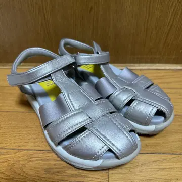 fitfit 핏핏 구르카 샌들 실버