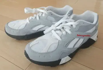 새상품급 리복 have a good time 콜라보 AZTREK