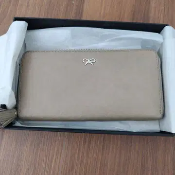 Anya Hindmarch 라운드 지퍼 장지갑