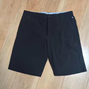새상품 adidas 골프 숏팬츠 블랙 허리 85