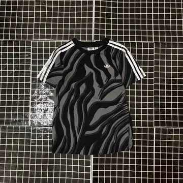 adidas originals zebra t-shirt black
