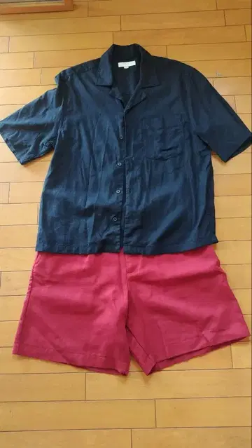 ZARA 자라 남성용 숏팬츠 레드
