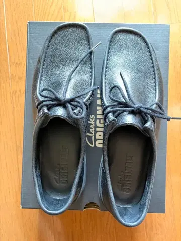 Clarks Walla Yukoner Blk Scotch Grain