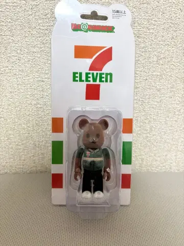 BE@RBRICK 7-ELEVEN 베어브릭