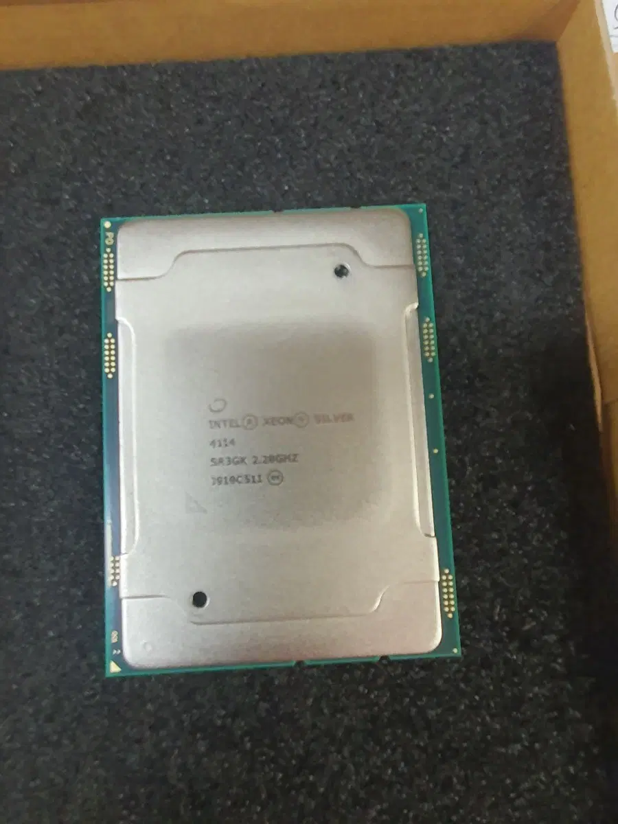 인텔 제온 실버 4114 CPU 2.20GHz