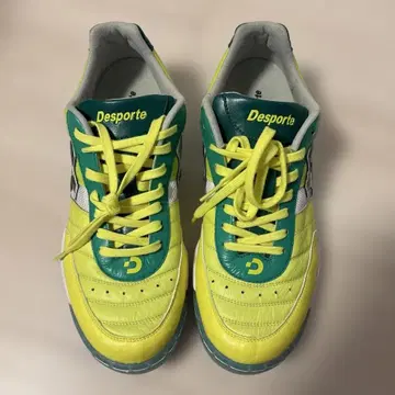 정가 25300엔 데스포르치 풋살화 미사용 새상품 28.0cm