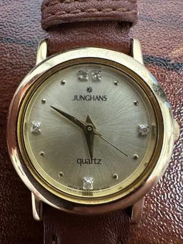 새상품급 JUNGHANS JO-506 쿼츠 손목시계 0.06CT 여성용