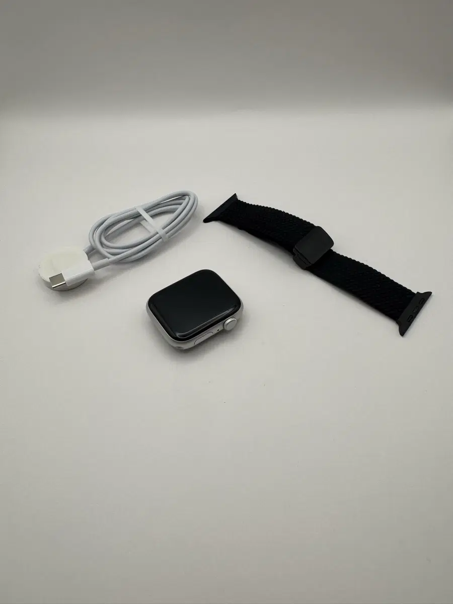 애플워치 SE2 44mm 100% GPS 실버 NO.100