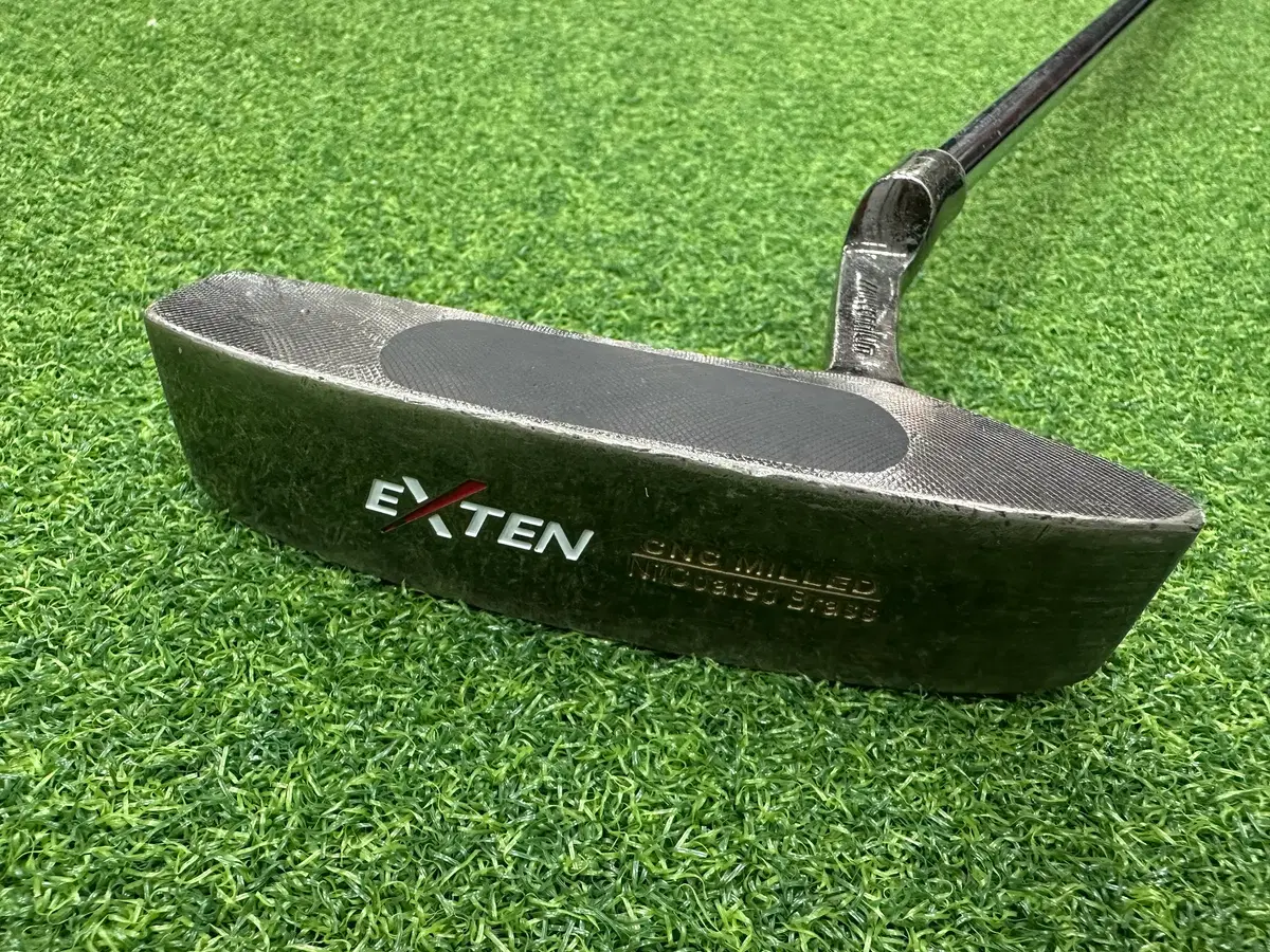 EXTEN 35인치 중고 퍼터 판매합니다(커버X)