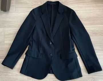 UNIQLO 테일러드 자켓 블랙