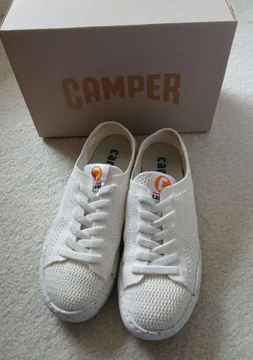 새상품급 CAMPER 스니커즈 여성용 화이트 37